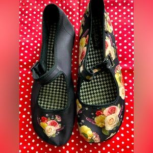 Hot Chocolate Design Size 7